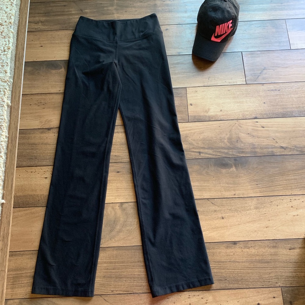 Nike dry fit yoga pants Size S